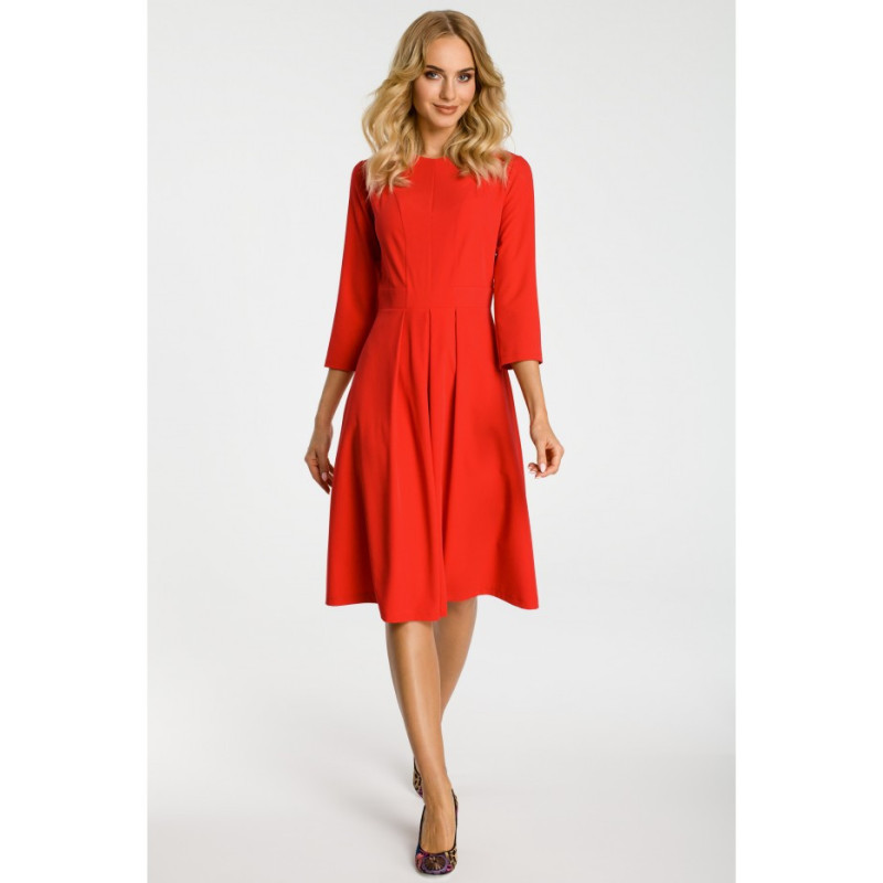 M335 Sukienka z kontrafałdami na przodzie - czerwona