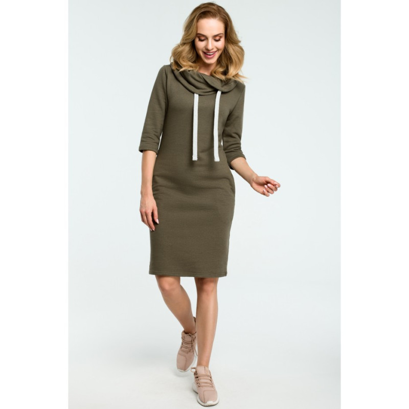 M391 Prosta sukienka dresowa z kołnierzem - khaki