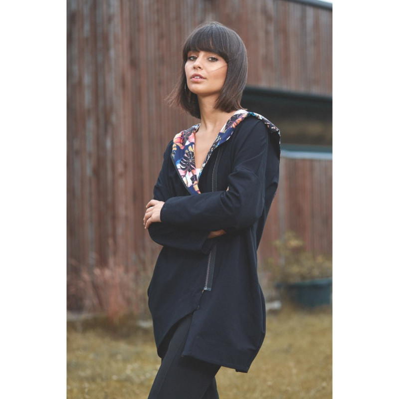 B091 Zasuwana bluza z kapturem - czarna