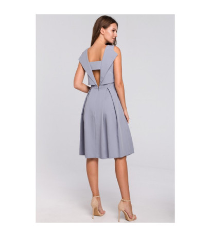 K005 Rozkloszowana sukienka ze skrzydełkami - kolor gołębi