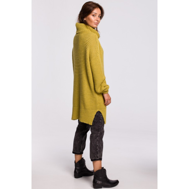 BK047 Sweter oversize z golfem - limonkowy