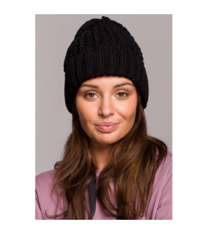 BK057 Czapka splot warkocz z wywinięciem - czarna