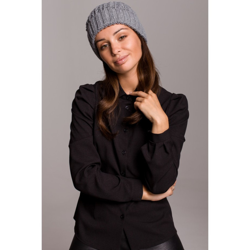 BK057 Czapka splot warkocz z wywinięciem - szara