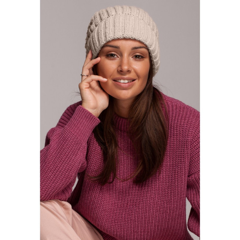 BK058 Czapka splot łańcuszek z wywinięciem - beżowa