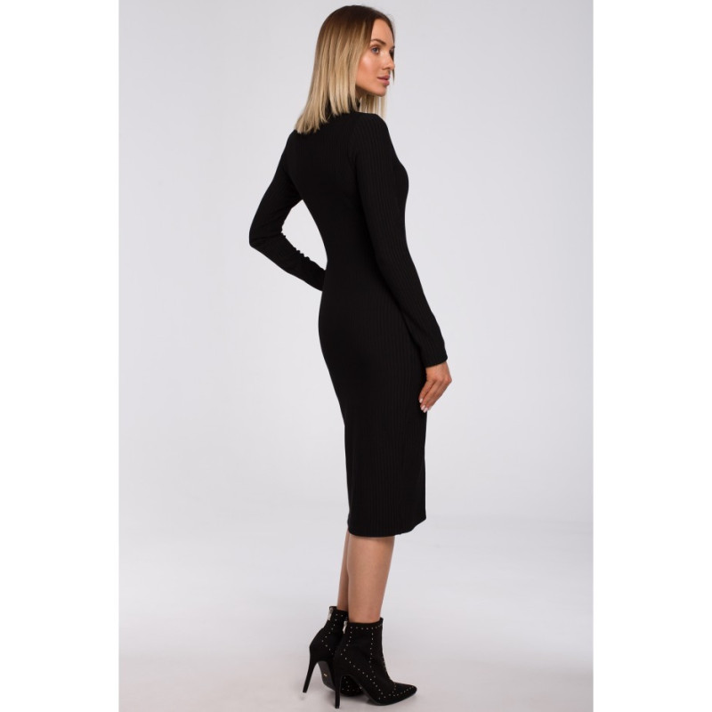 M542 Sukienka dopasowana z półgolfem - czarna