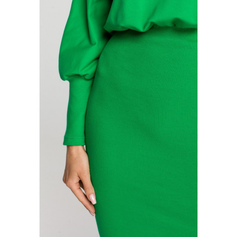 M690 Sukienka z dołem ze ściągacza - soczysta zieleń