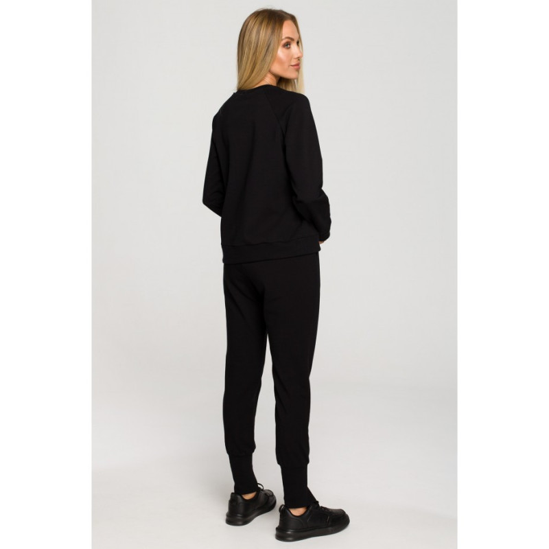 M693 Bluza z haftem - czarna