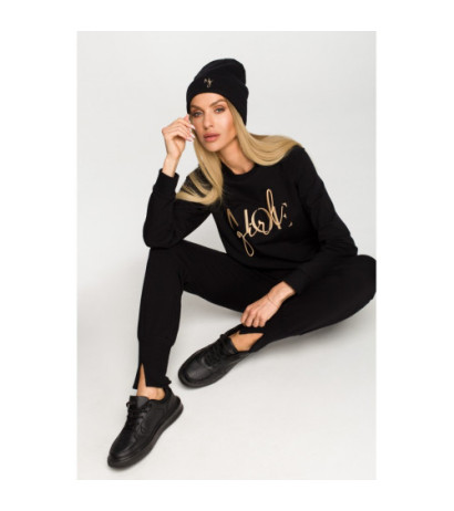 M709 Czapka beanie z haftem MOE GIRL - czarna