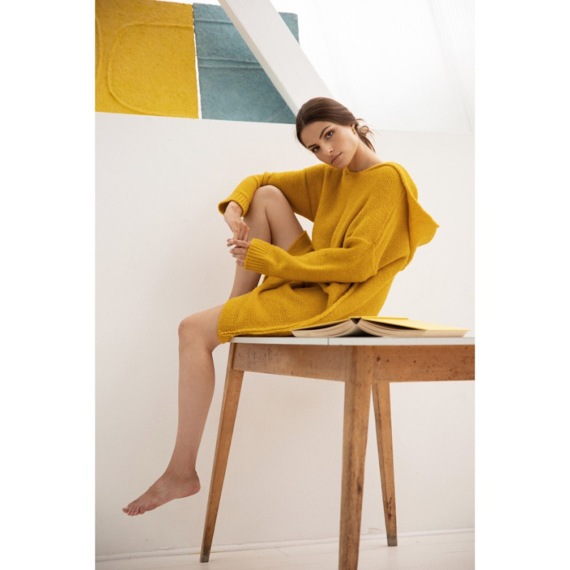 BK089 Sweter sukienka z kapturem - miodowy