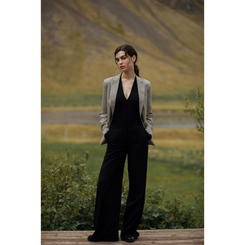 S311 Spodnie z szerokimi nogawkami - czarne