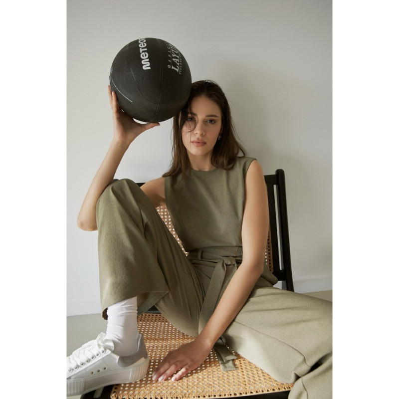 B256 Kombinezon z naszytymi kieszeniami i paskiem - oliwkowy