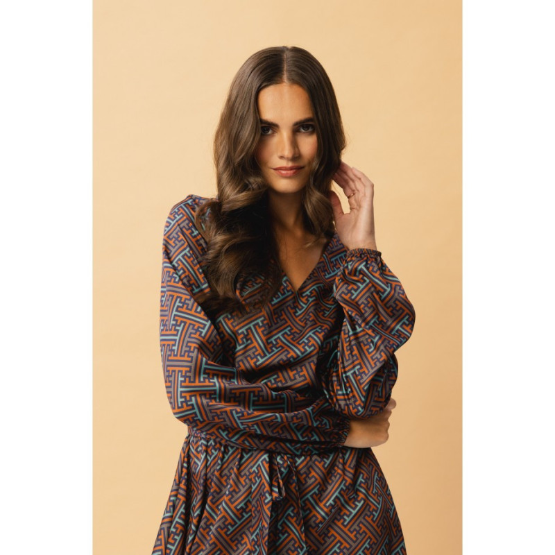 S349 Sukienka maxi z nadrukiem - model 4