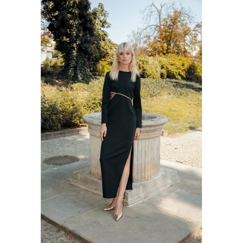 K180 Sukienka maxi z wycięciem w talii - czarna