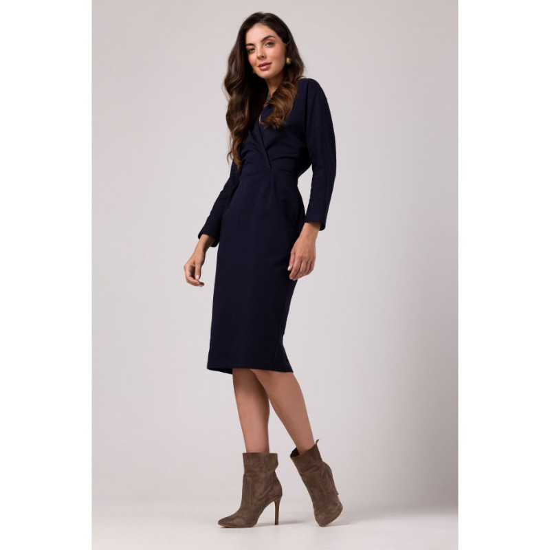 B271 Sukienka z kopertowym dekoltem - granatowa