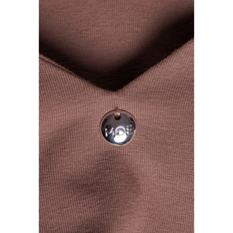 M791 Sukienka maxi z głębokim dekoltem na plecach - kakaowa