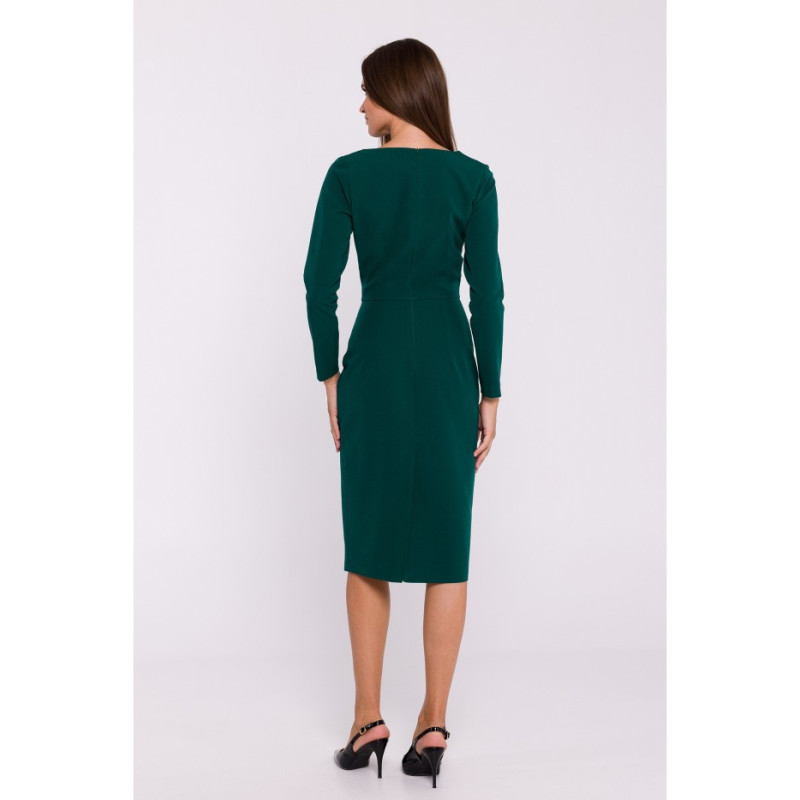 S376 Sukienka ołówkowa z asymetrycznym dekoltem - zielona