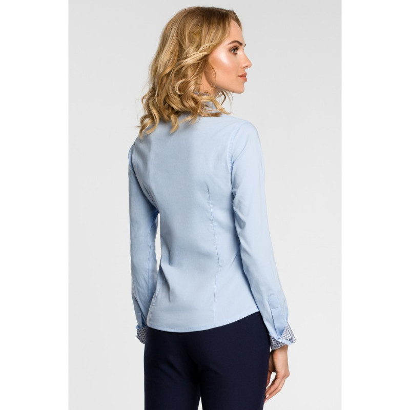 M067 Koszula damska z podwójnym kołnierzykiem - błękitna
