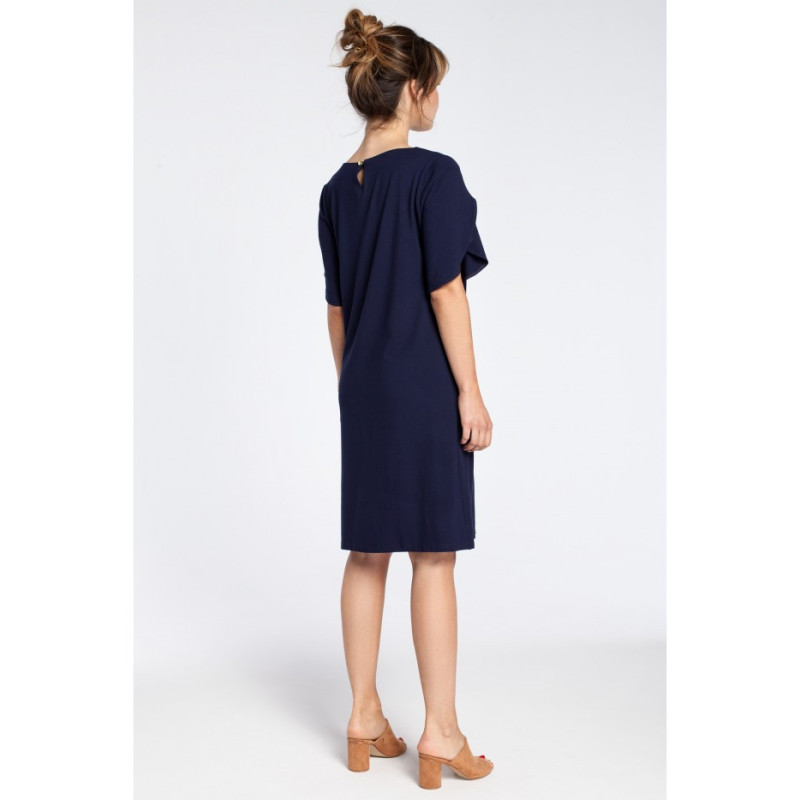 B035 Elegancka sukienka midi z falbankami - granatowa