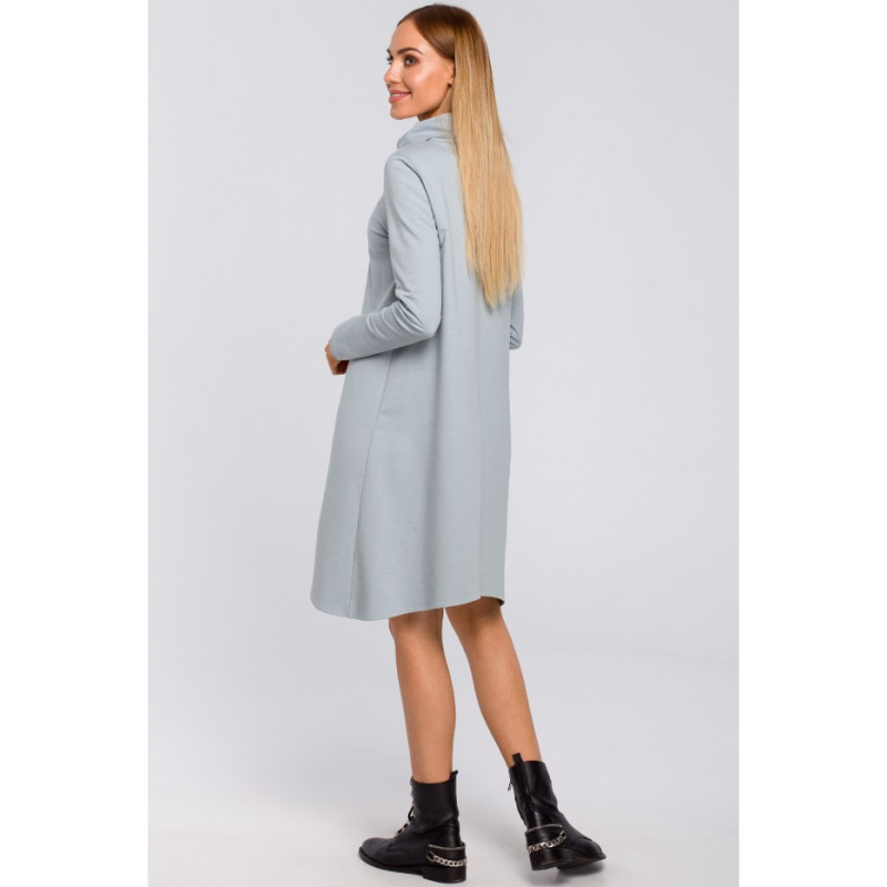 M480 Trapezowa sukienka z golfem - kolor gołębi