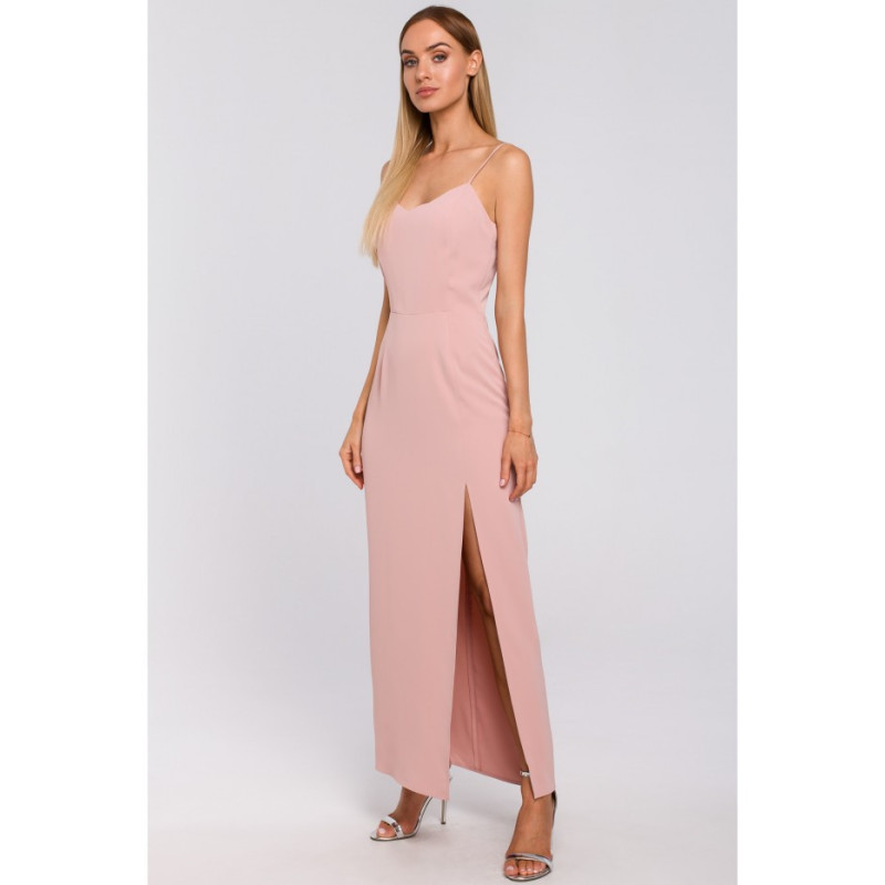 M485 Sukienka maxi na cienkich ramiączkach - pudrowa