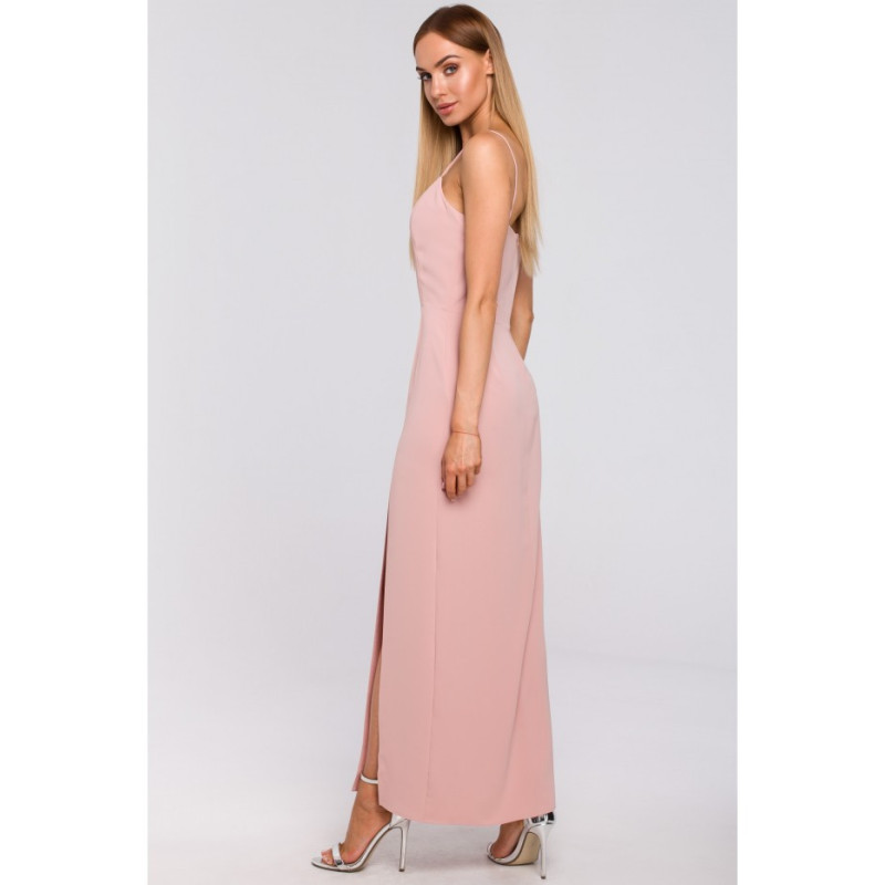 M485 Sukienka maxi na cienkich ramiączkach - pudrowa