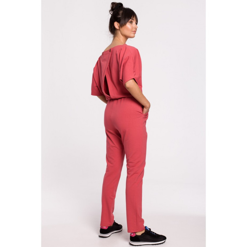 B138 Kombinezon z tyłem na zakładkę - koralowy