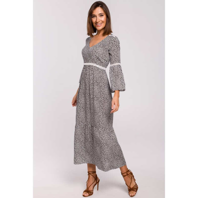 S222 Sukienka maxi z koronkowymi wstawkami - model 2