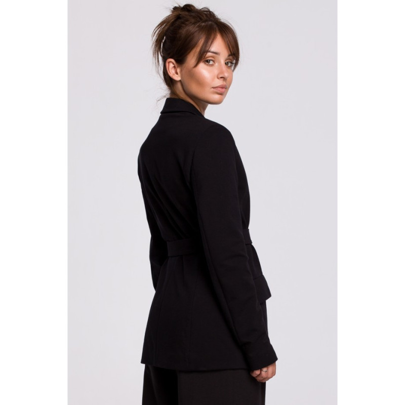 B159 Niezapinany żakiet z paskiem i klamrą - czarny