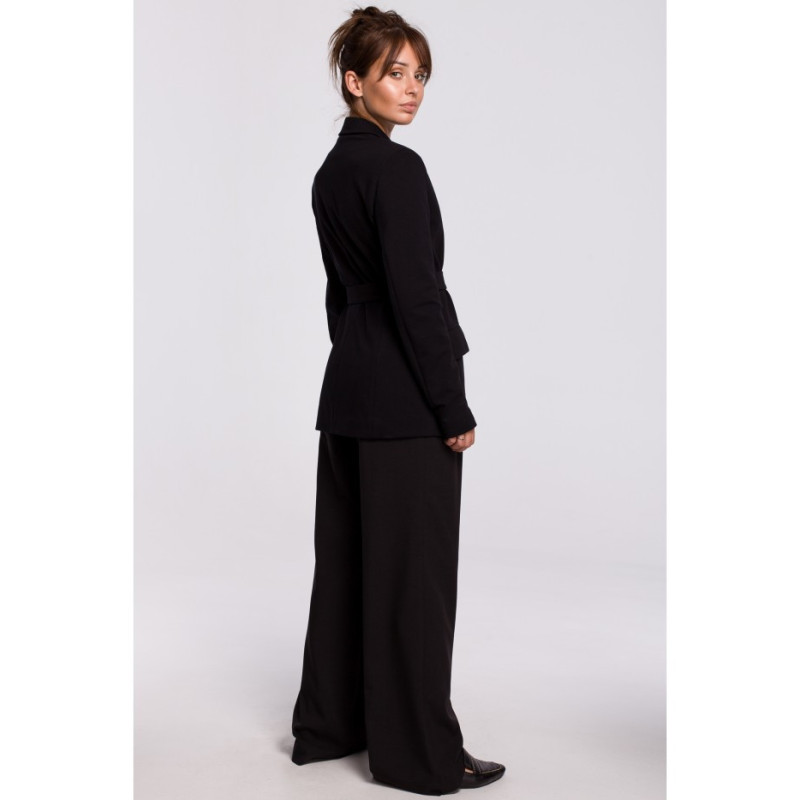 B159 Niezapinany żakiet z paskiem i klamrą - czarny