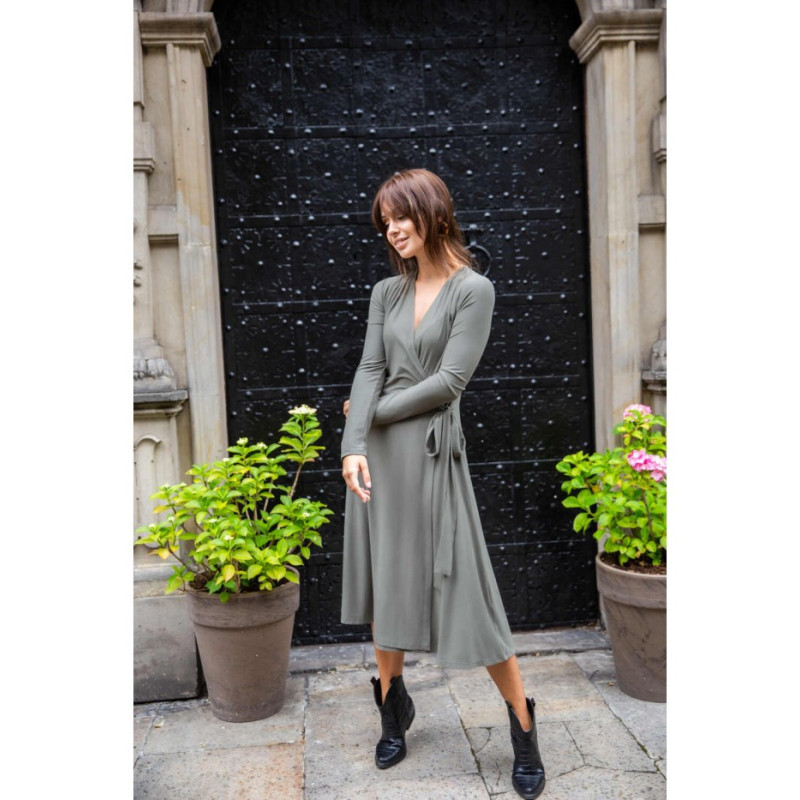 B184 Sukienka kopertowa midi z długim rękawem - khaki