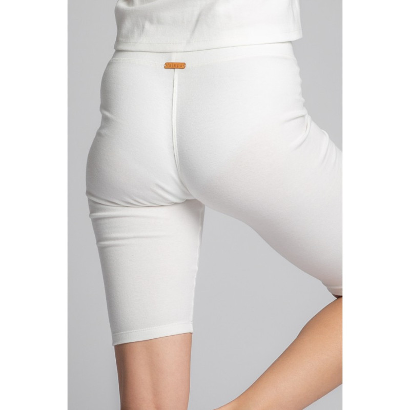 LA036 Bawełniane szorty-kolarki z dzianiny prążkowanej - ecru