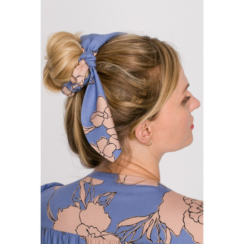 K103 Ozdobna gumka do włosów owijka - model 1