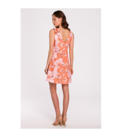 K129 Sukienka we wzór z kokardą na ramieniu - model 1