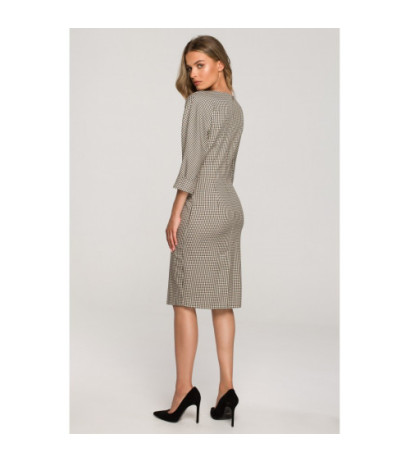 S323 Sukienka z kimonowymi rękawami w kratę - brązowa