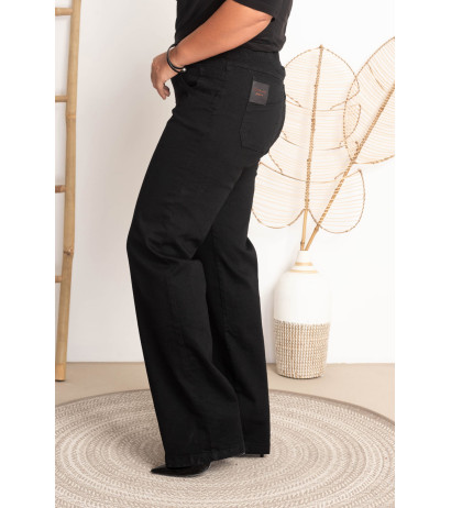 Kõrge vöökohaga laienevad stretšteksad JEANGA 11 K10 Must