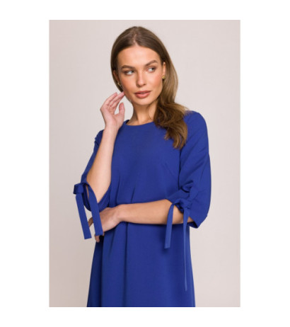 S393 Sukienka z wiązanymi rękawami - chabrowa