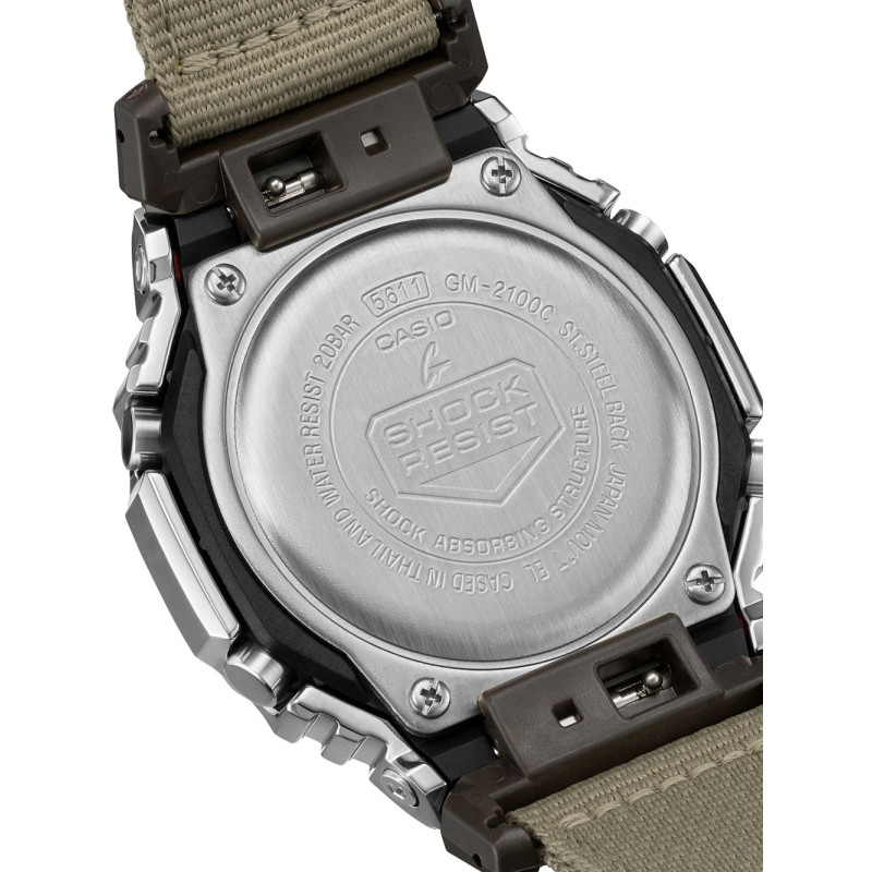 Casio GM-2100C-5AER 