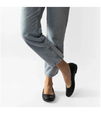 Maciejka Czarne 00903-01 (MA37-b) baleriinid