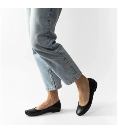 Maciejka Czarne 00903-01 (MA37-b) baleriinid