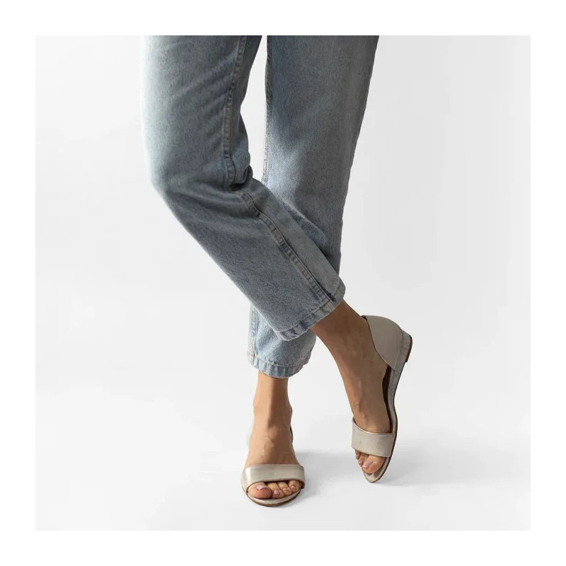 Maciejka Złote Przecierane 01971-25/00-5 (MA63-f) sandaalid