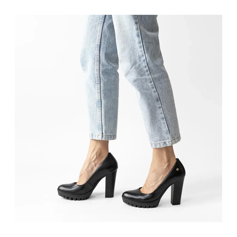 Maciejka Czarne 02629-01/00-1 (MA208-a) kingad