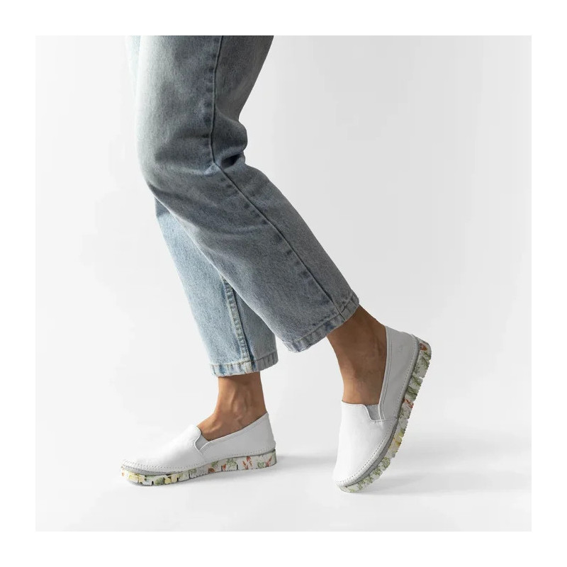 Maciejka Białe 03512-11/00-0 (MA308-b) kingad