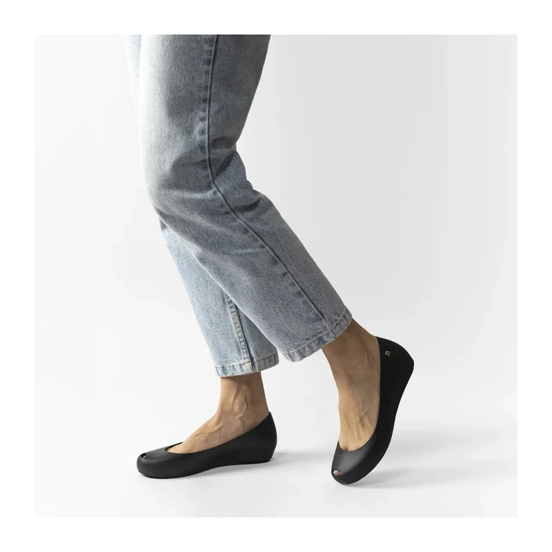Melissa Ultragirl Basic II AD 32938/01003 Black (ML148-e) baleriinid