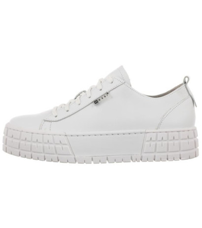 Nessi Białe 21073_ (NE233-a) spordijalatsid