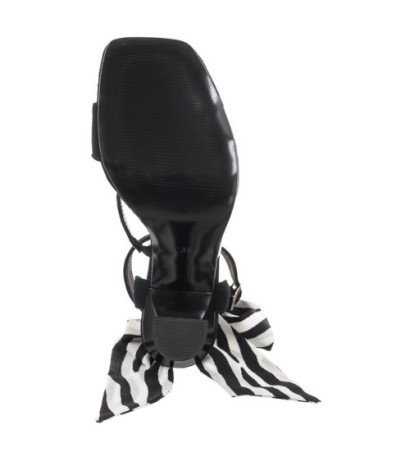 CheBello Czarne 2616/K-037-182-PSK-S135 (CH102-a) kõrged kontsad