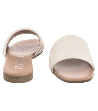 Ryłko Kremowe 0AGH2_V_ _2TS (RY852-c) Naiste kingad/klappide klapid