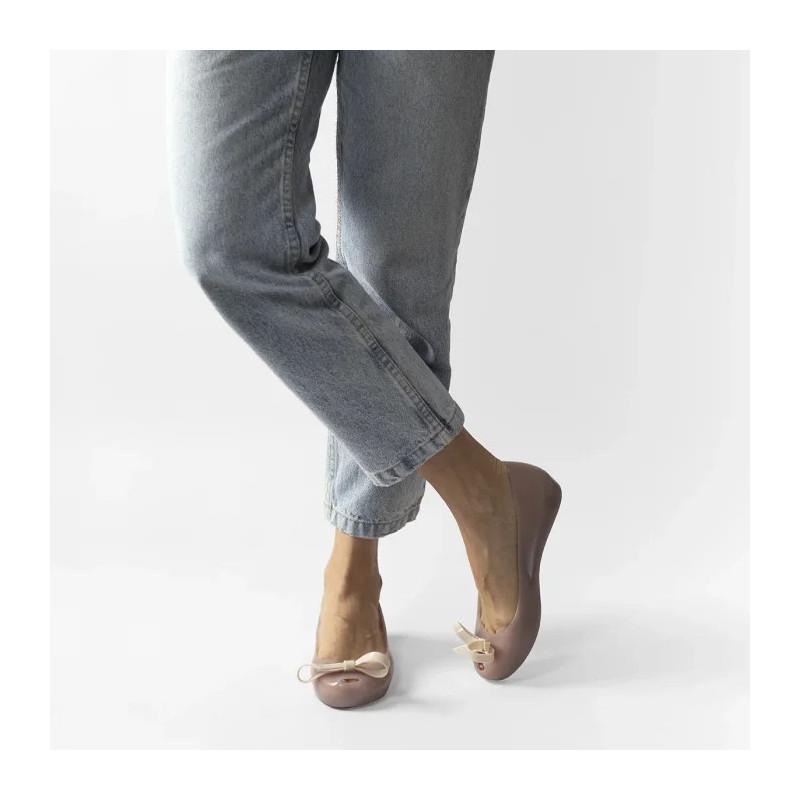 Melissa Ultragirl Bow III AD 33891/BA705 Beige (ML326-c) baleriinid