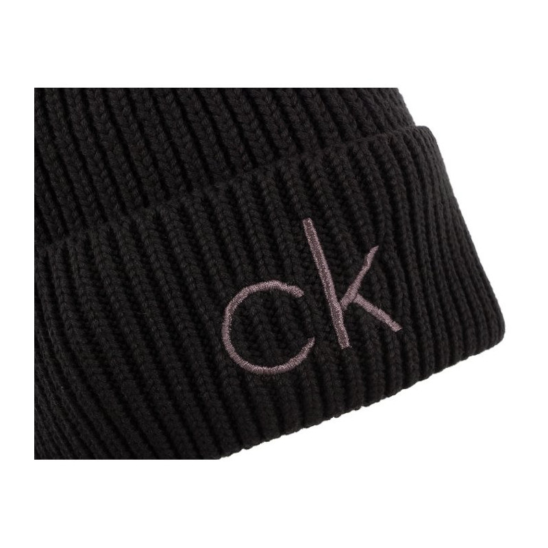 Calvin Klein Essentials Beanie Black K60K608660 BAX (CK7-a) vöö