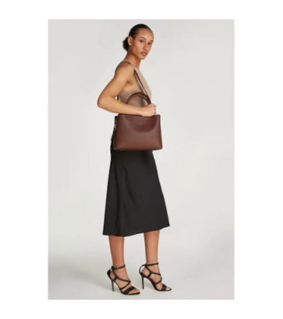 Calvin Klein CK Business Medium Tote Saffiano Cioccolate Lab/Cinder K60K612572 HJM (CK570-a) käekott