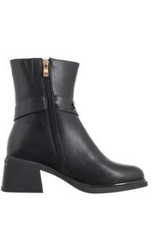 Maciejka Czarne K7183-01/00-8 (MA1443-a) kingad